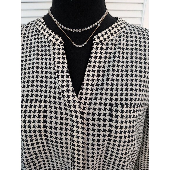 Talbots Shirt Womens M Black White Star Chevron Half Button Top Blouse Corpcore - Picture 2 of 12